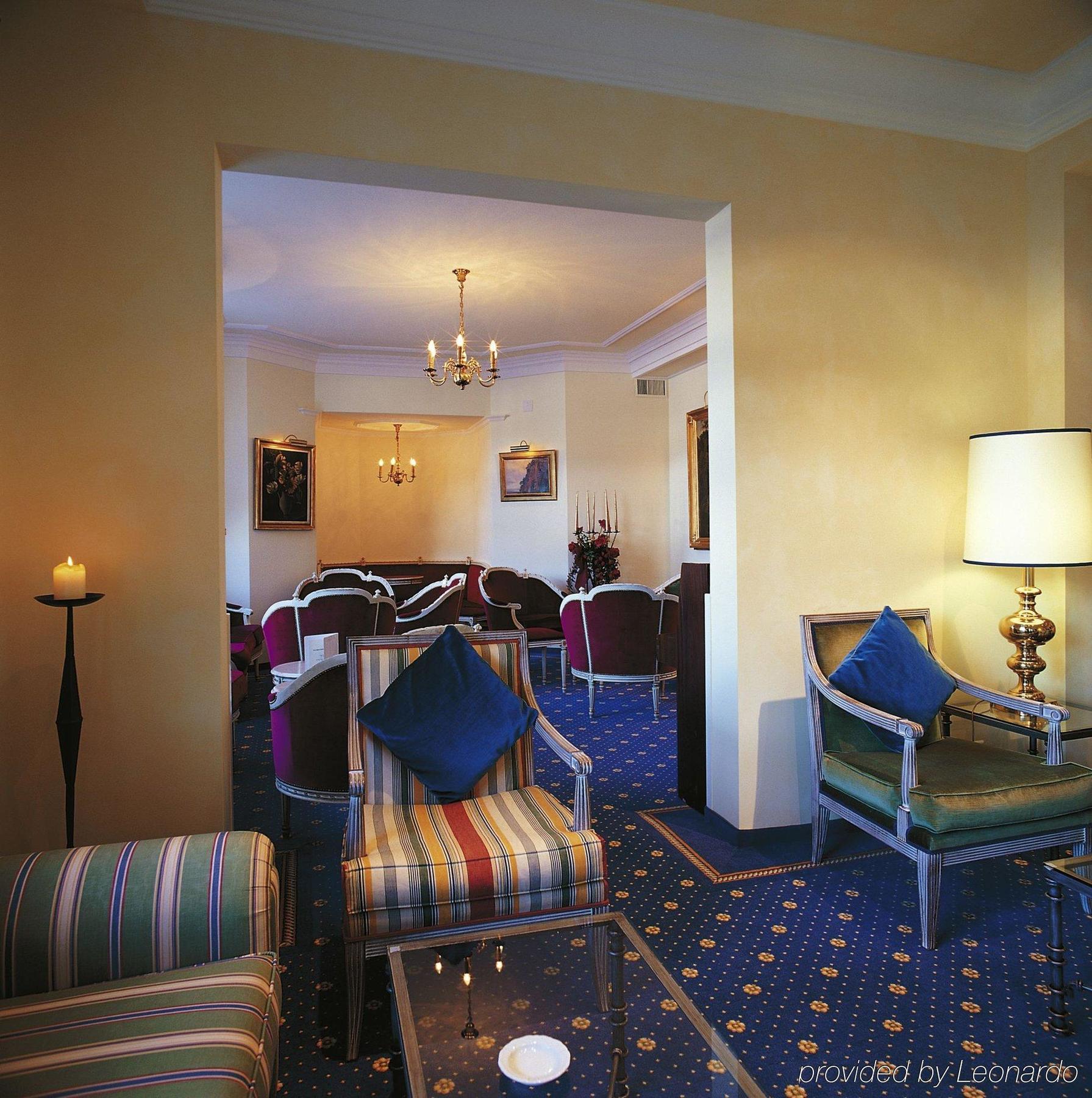 Posthotel Holiday Villa Arosa Interior foto