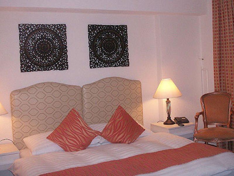 Posthotel Holiday Villa Arosa Exterior foto