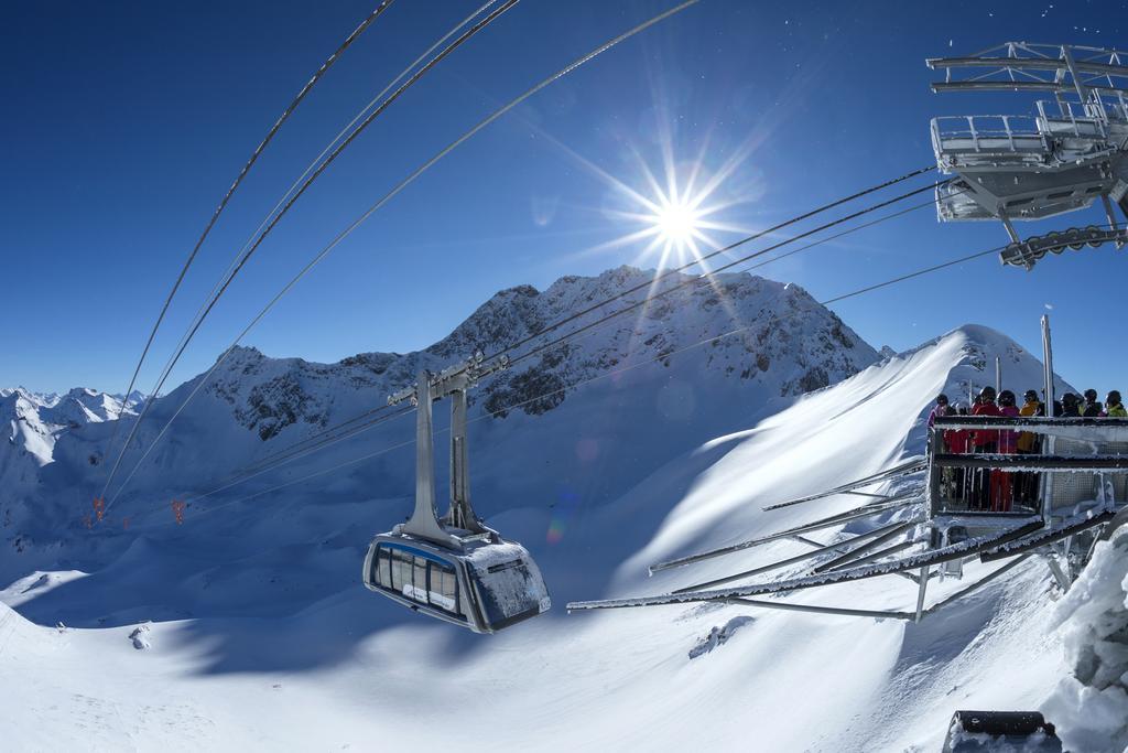 Posthotel Holiday Villa Arosa Exterior foto